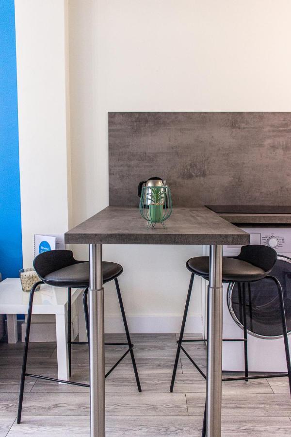 Appartement Maisonnette Avec Jardin, Parc Du Chene *
